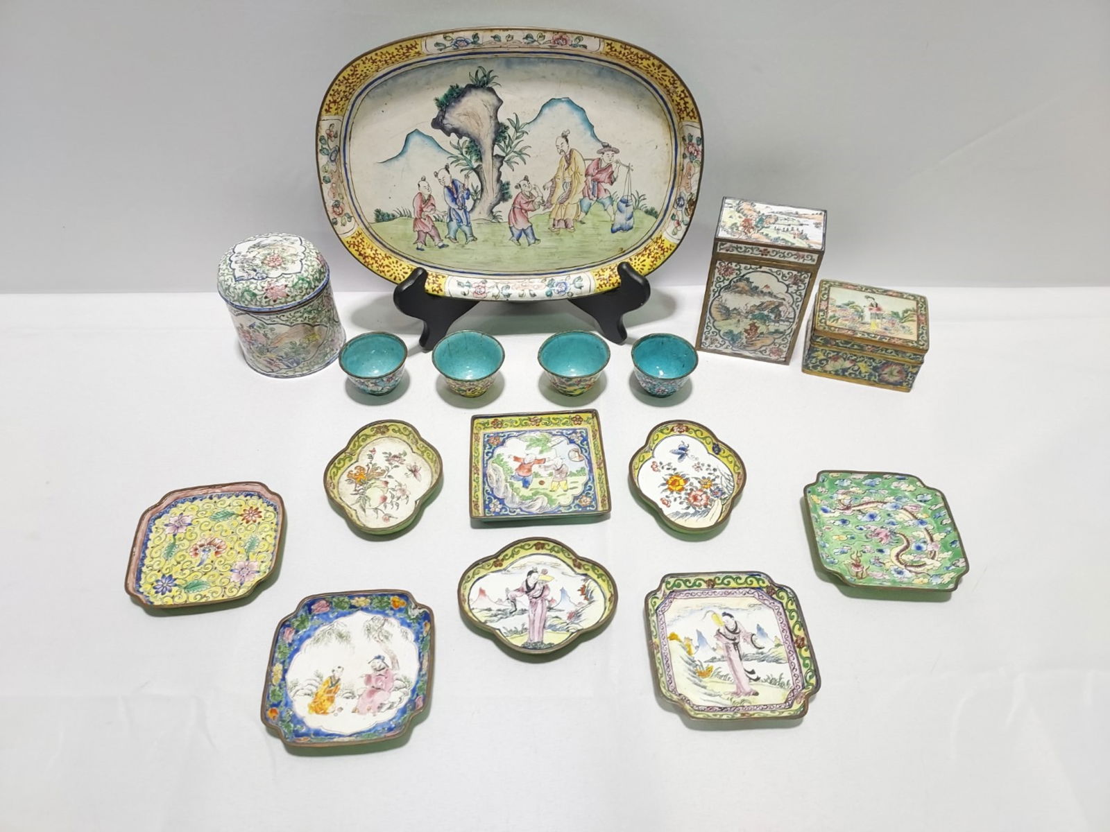 SMALL LOT CHINESE CANTON ENAMEL