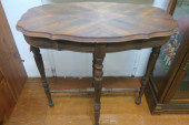 SMALL MATCHED VENEER PARLOR TA