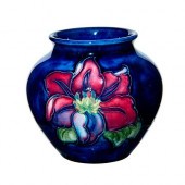 SMALL MOORCROFT POTTERY VASE,