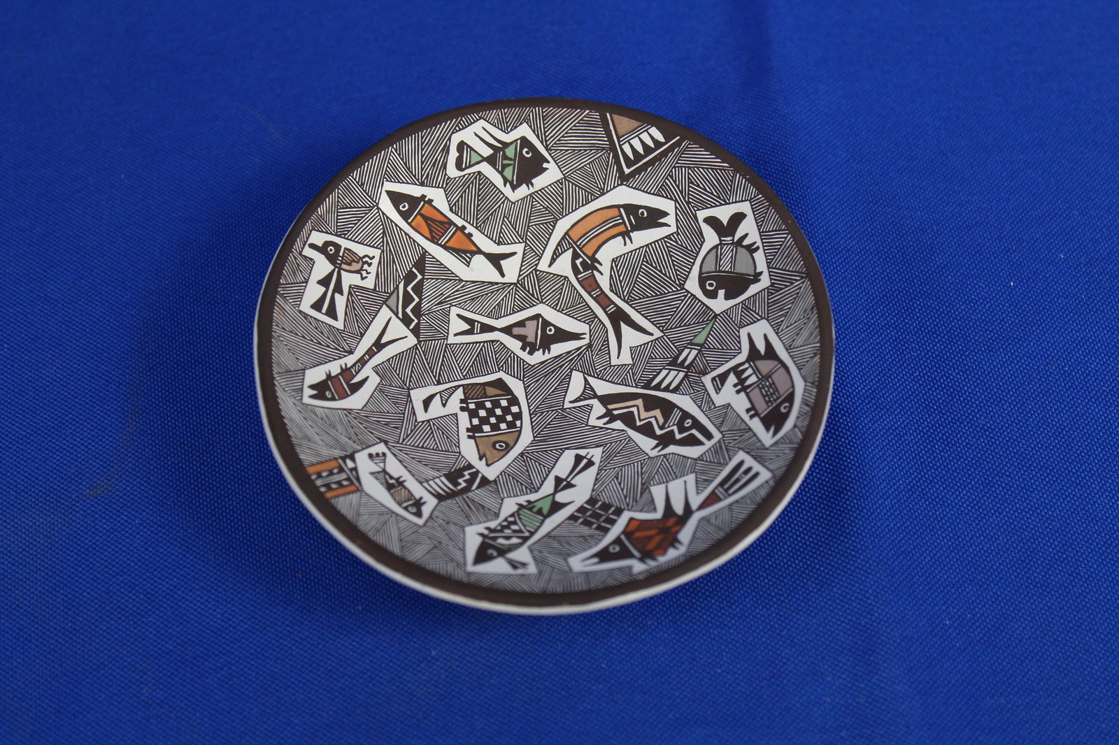 SMALL NATIVE ACOMA POTTERY PLATE