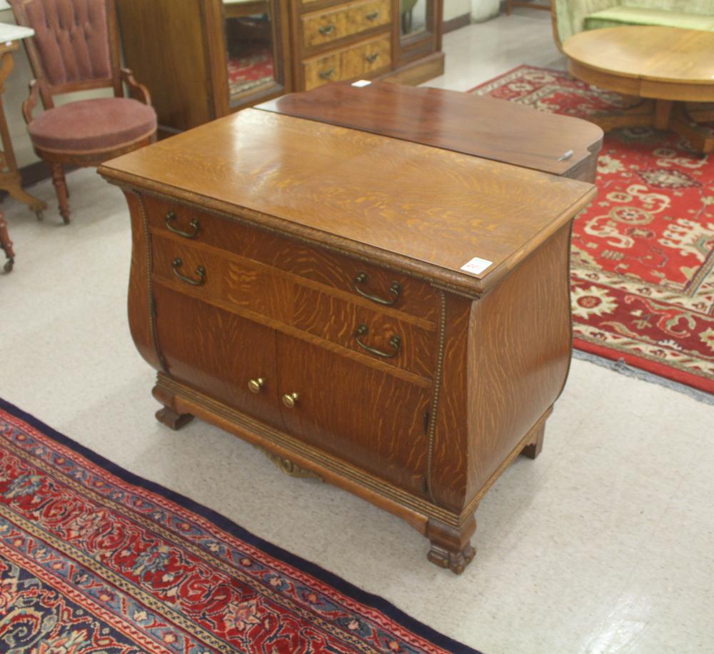 SMALL OAK BOMBE DRESSERSMALL OAK