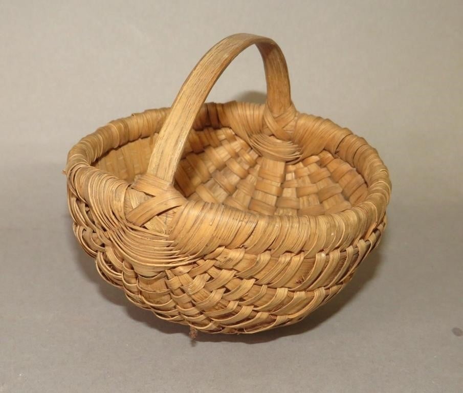 SMALL OAK SPLINT MELON SHAPED