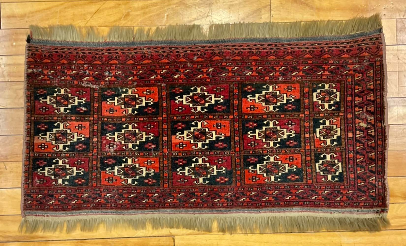 SMALL ORIENTAL TENT ENTRY MAT. Semi