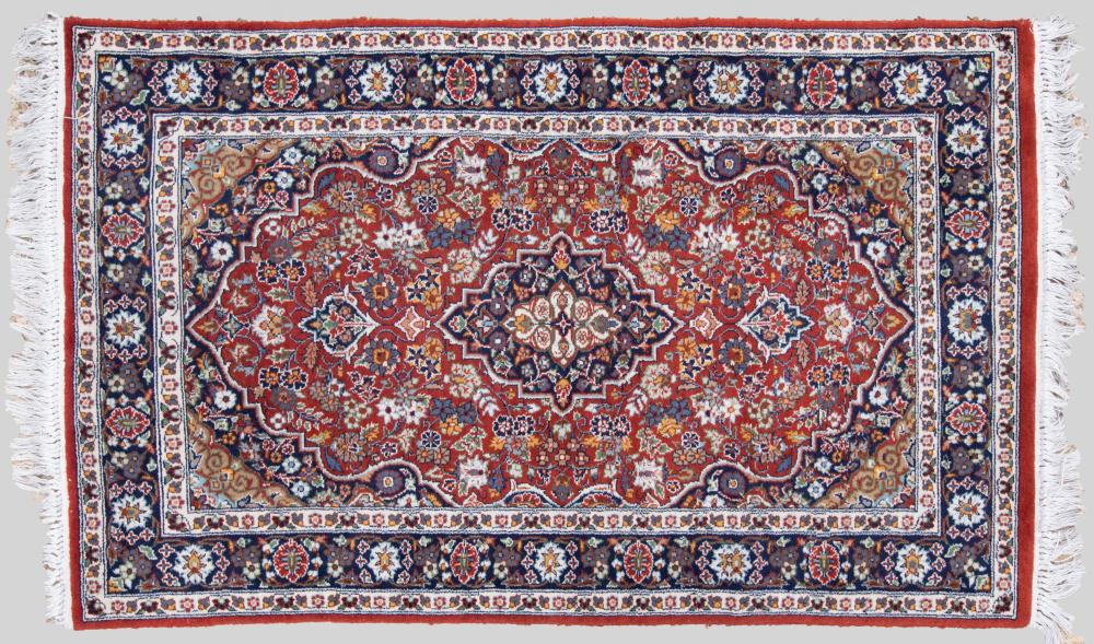 SMALL PAK PERSIAN HAND KNOTTED WOOL