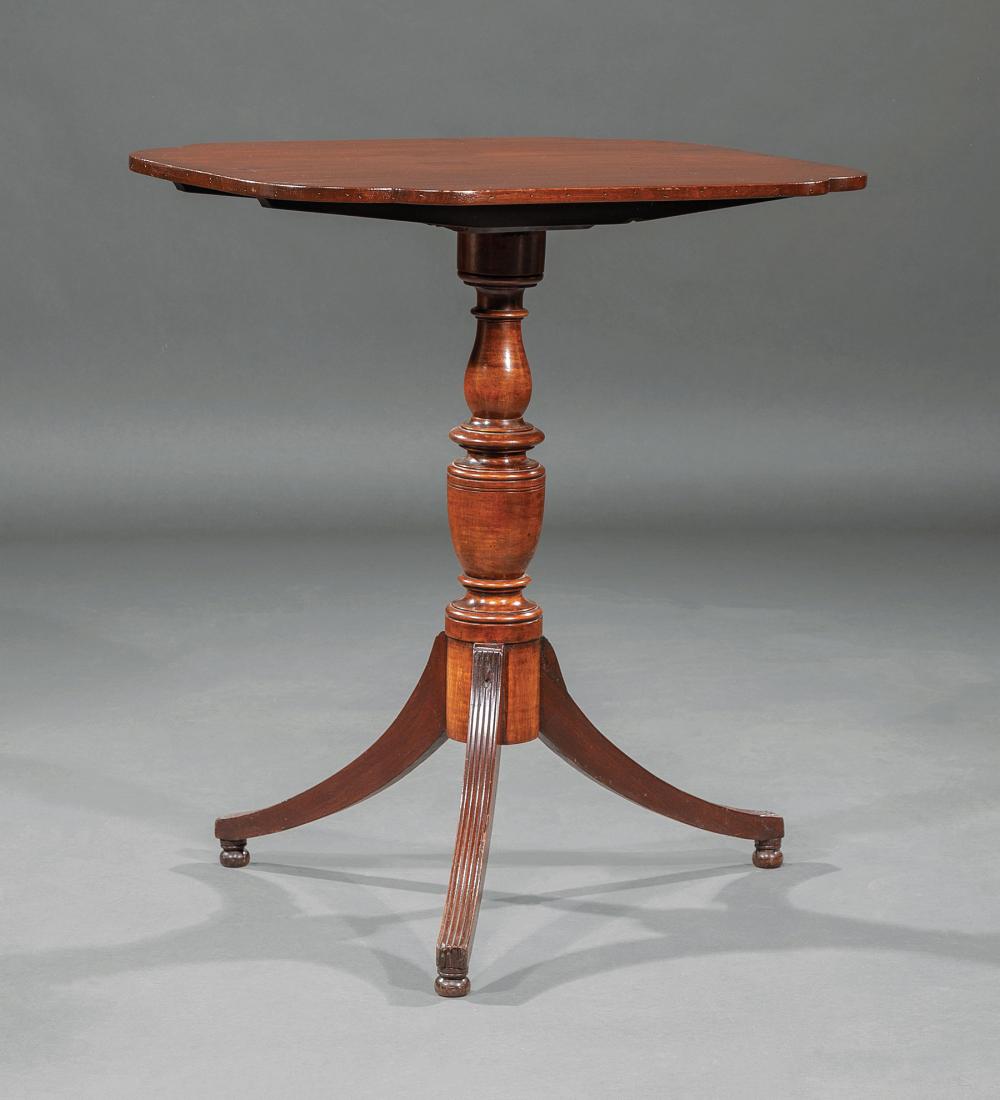 SMALL REGENCY MAHOGANY TILT-TOP