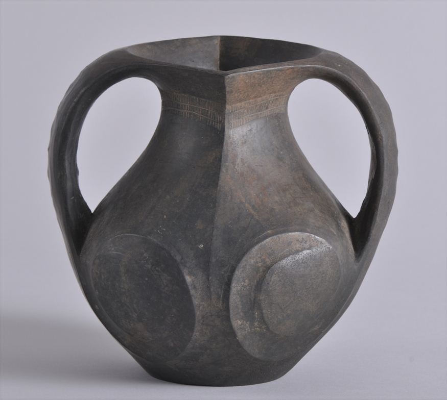 SMALL SICHUAN BLACK POTTERY AMPHORA