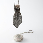 SMALL SILVER CHAINMAIL PURSE A