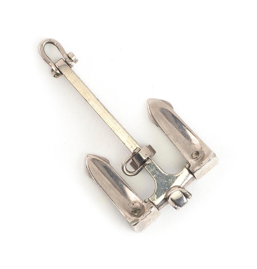 SMALL STOCKLESS ANCHOR MODEL