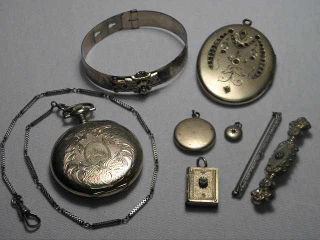 Small tray lot of assorted