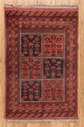 SMALL TURKMEN RUGSmall Turkmen