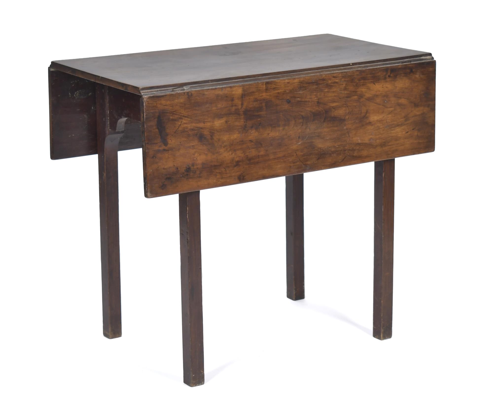 SMALL WALNUT CHIPPENDALE DROP