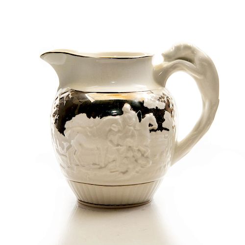 SMALL WEDGWOOD OF ETRURIA &