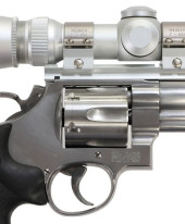 SMITH &AMP; WESSON .44MAG REVO