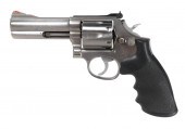 SMITH AND WESSON 686 REVOLVER