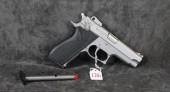 SMITH AND WESSON MODEL 3906 DO