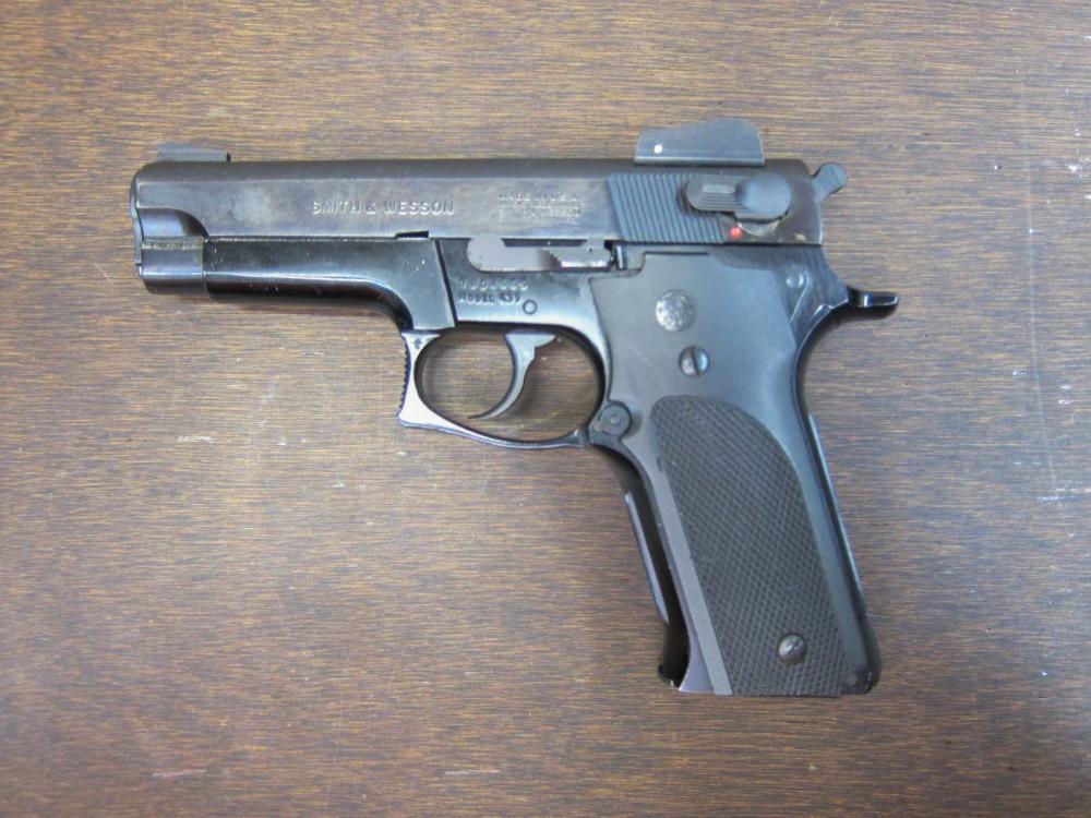 SMITH AND WESSON MODEL 459 DOUBLE