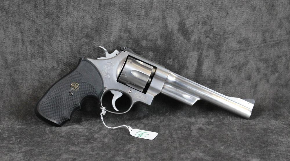 SMITH AND WESSON MODEL 624 DOUBLE