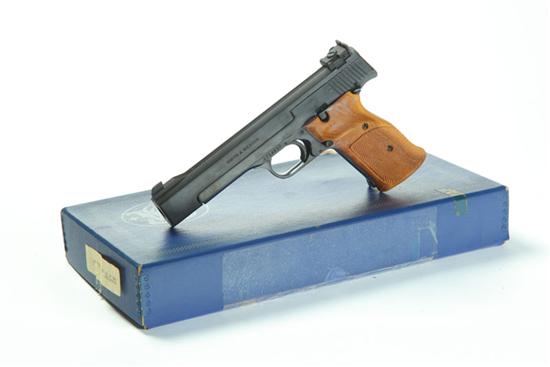 SMITH & WESSON 22 LONG MODEL 41.