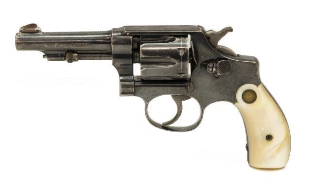 SMITH & WESSON M16 REVOLVER,