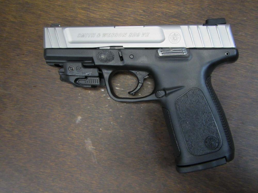SMITH & WESSON MODEL SD9 VE