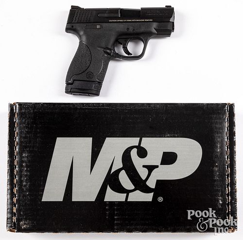 SMITH & WESSON SEMI-AUTOMATIC