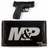 SMITH & WESSON SEMI-AUTOMATIC