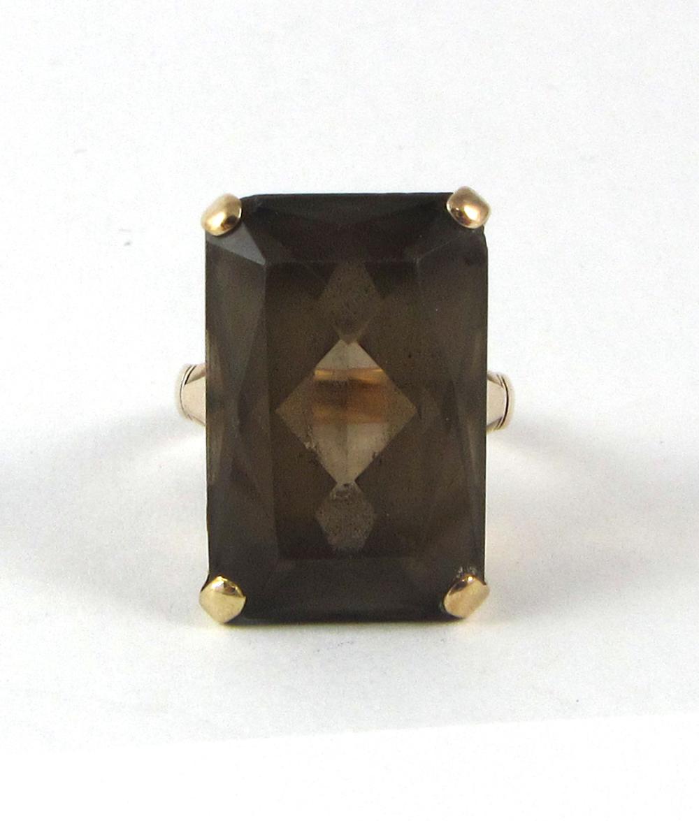 SMOKY QUARTZ AND FOURTEEN KARAT