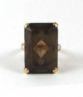 SMOKY QUARTZ AND FOURTEEN KARA