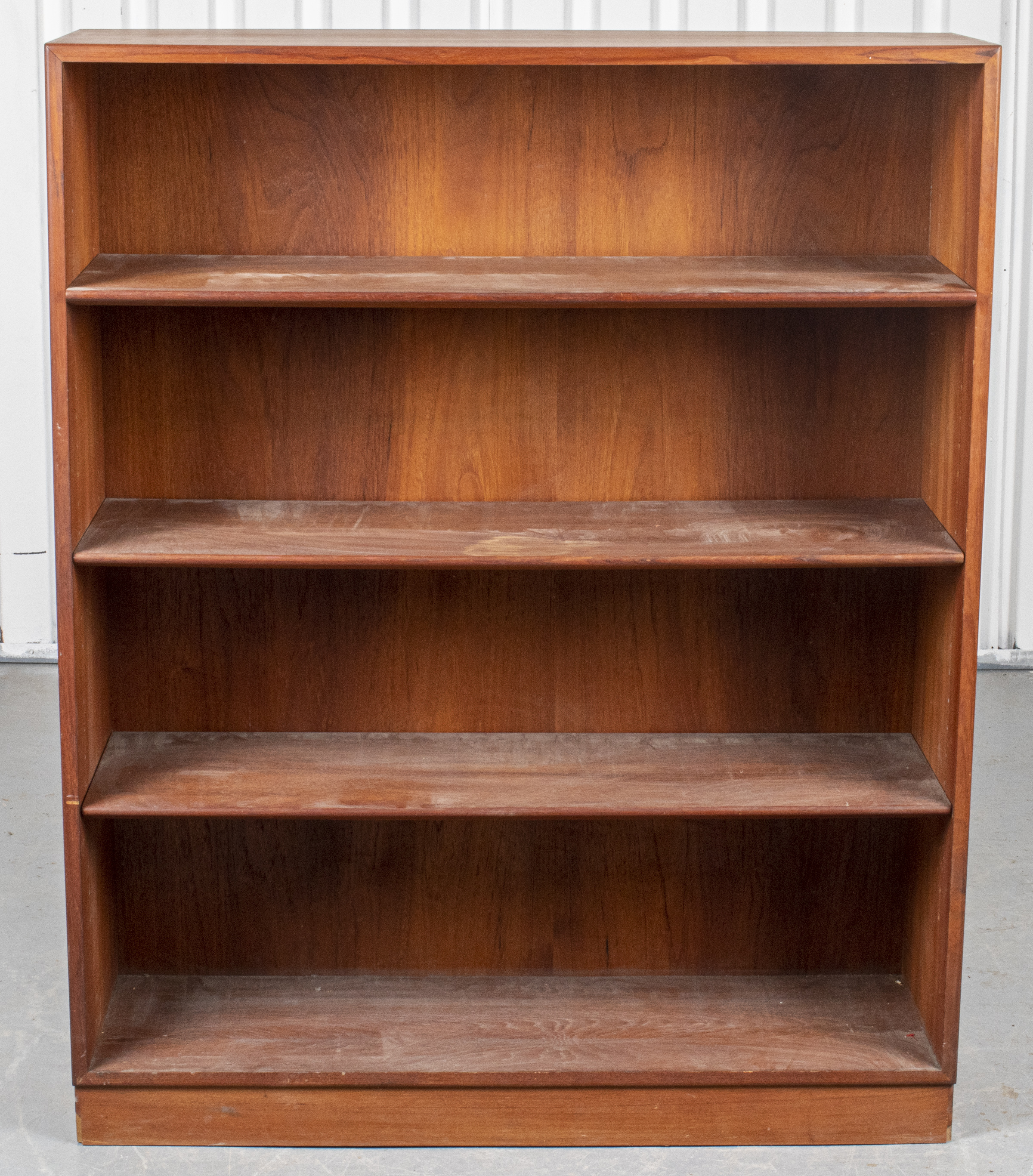 SOBORG MOBLER DANISH MODERN TEAK