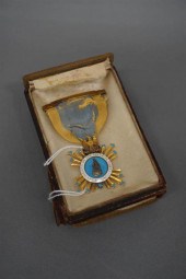 SOCIETY OF THE COLONIAL DAMES