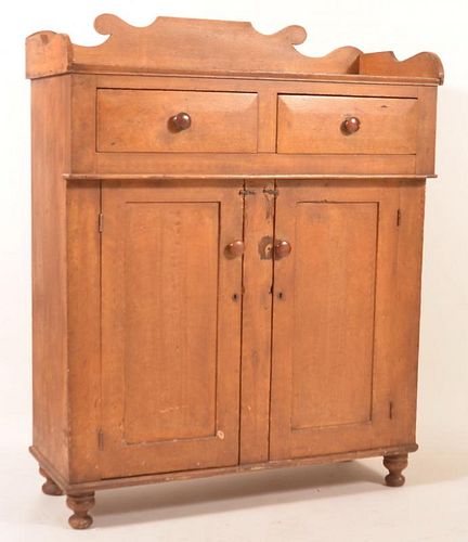 SOFTWOOD GRAIN PAINT DECORATED