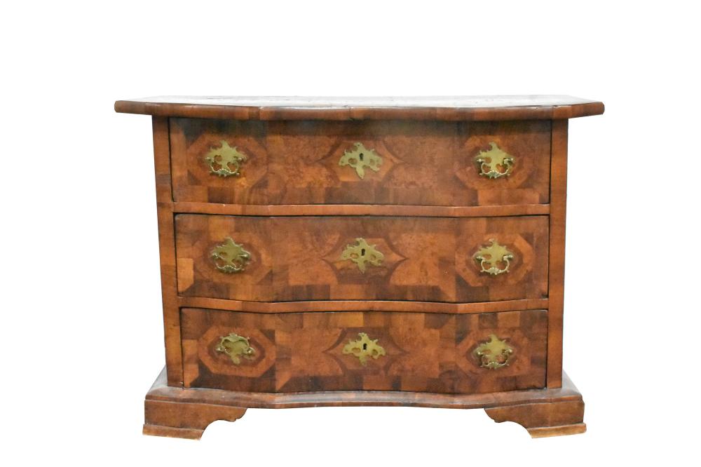 SOUTH GERMAN BAROQUE CHEST OF