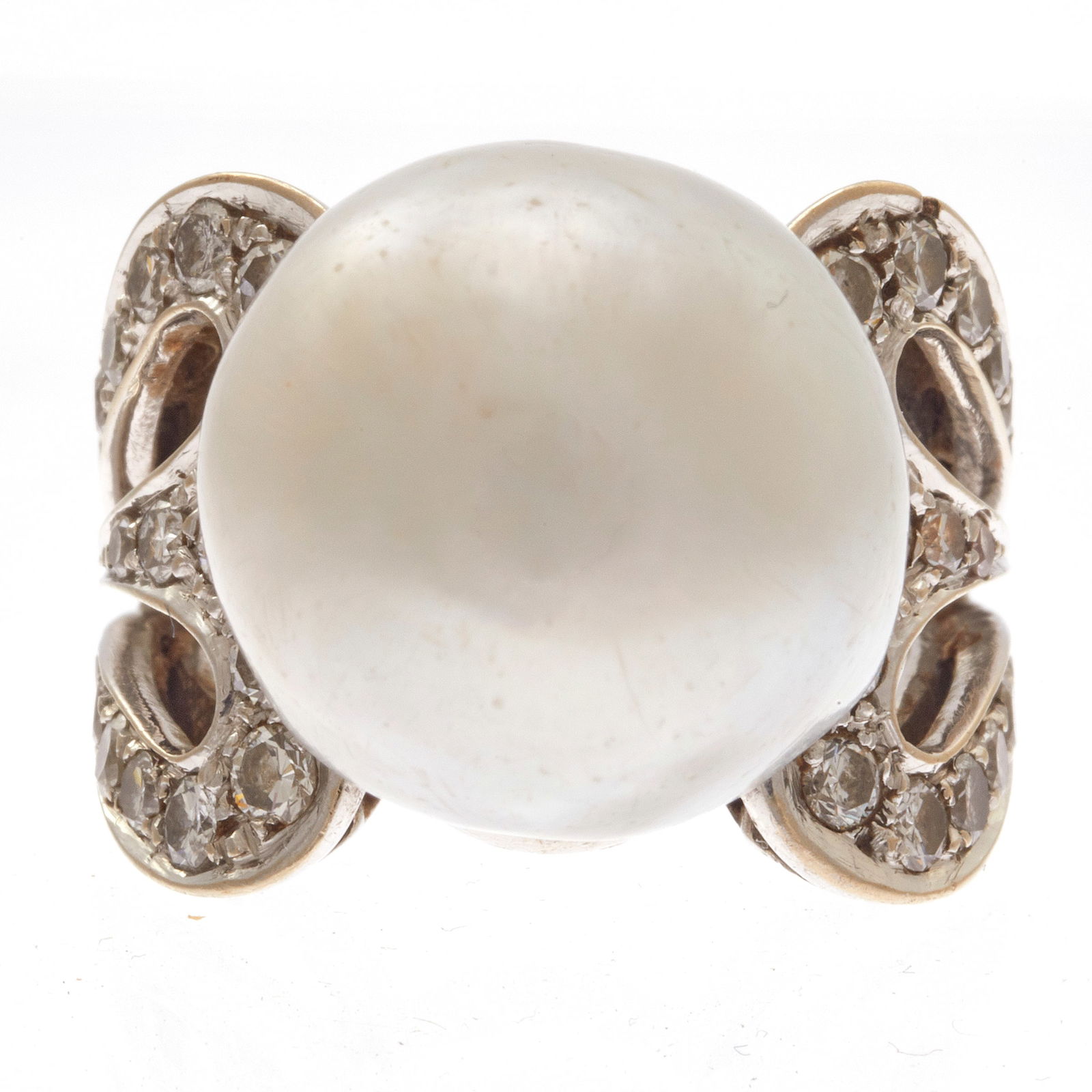 SOUTH SEA CULTURED PEARL,