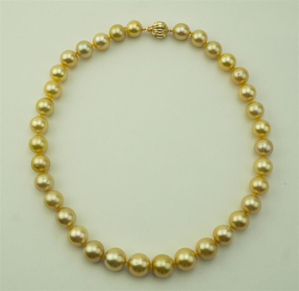 SOUTH SEA GOLDEN COLOR PEARL