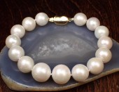 SOUTH SEA PEARL AND EIGHTEEN K