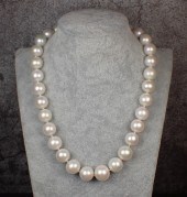 SOUTH SEA PEARL AND EIGHTEEN K