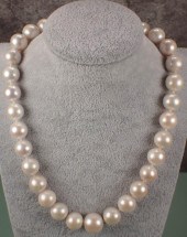SOUTH SEA PEARL AND EIGHTEEN K