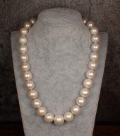 SOUTH SEA PEARL AND EIGHTEEN K
