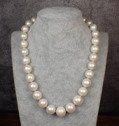 SOUTH SEA PEARL AND EIGHTEEN K