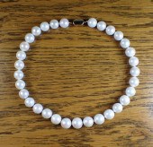 SOUTH SEA PEARL AND GOLD NECKL