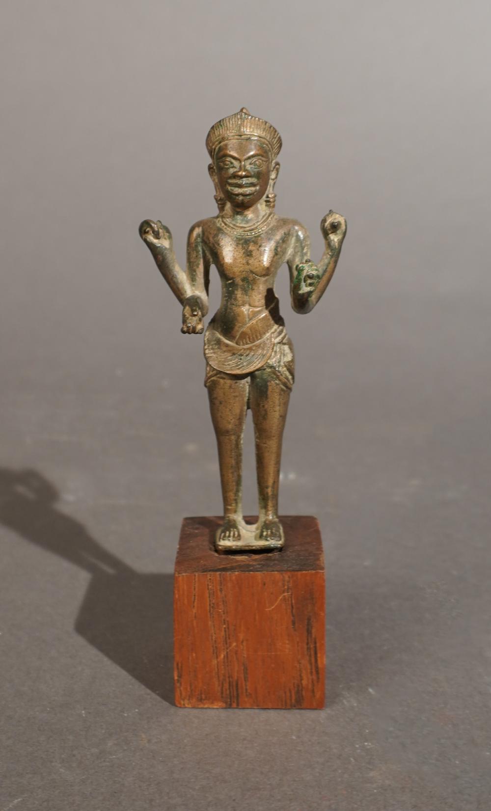 SOUTHEAST ASIAN BRONZE FIGURE OF