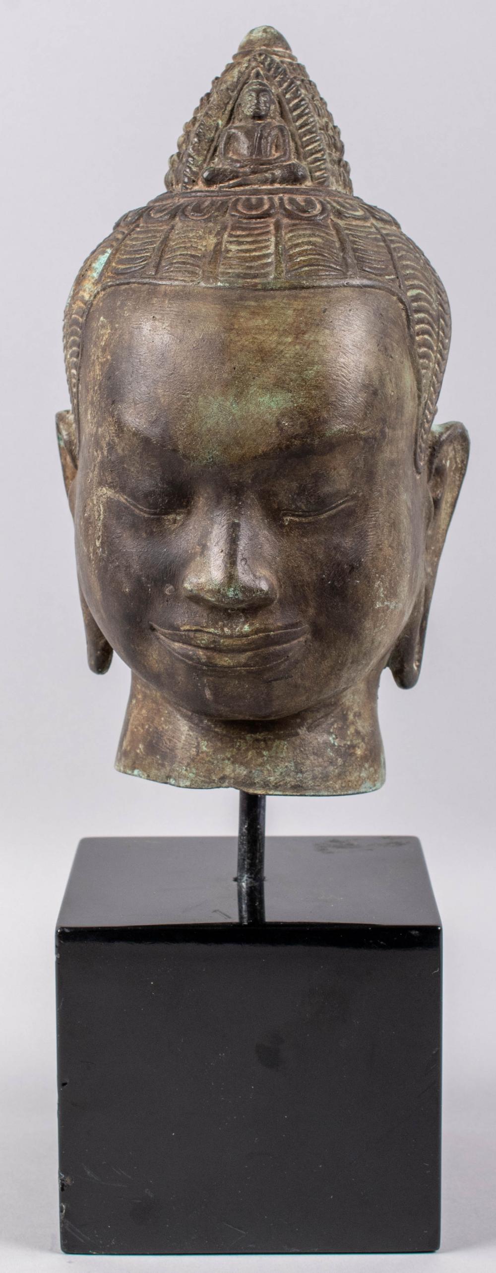 SOUTHEAST ASIAN BRONZE HEAD OF