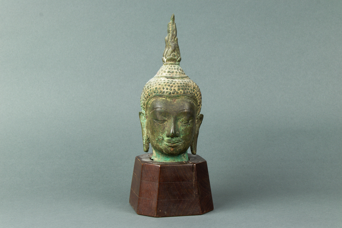 SOUTHEAST ASIAN BRONZE HEAD OF