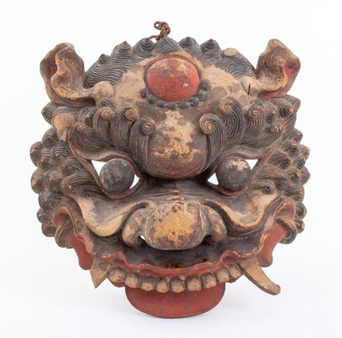 SOUTHEAST ASIAN POLYCHROME LION
