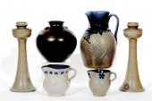 Southern art pottery group Ver