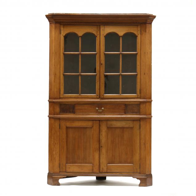 SOUTHERN CHIPPENDALE WALNUT