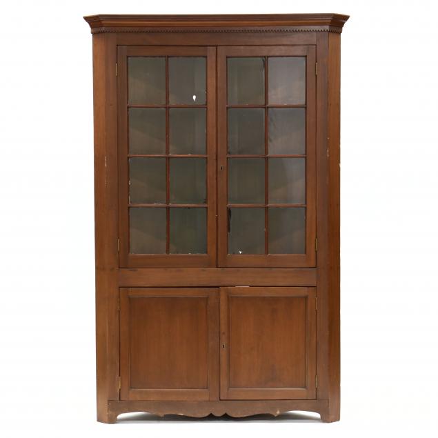 SOUTHERN CHIPPENDALE WALNUT