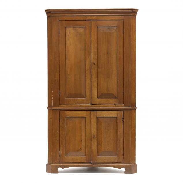 SOUTHERN FEDERAL WALNUT CORNER