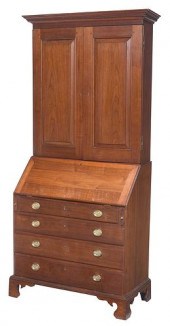 SOUTHERN FEDERAL WALNUT DESK A