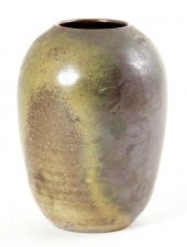 Southern pottery vase Jugtown